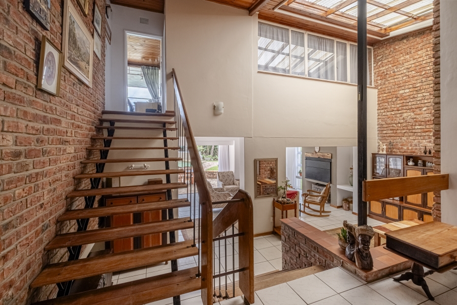 4 Bedroom Property for Sale in Summerstrand Eastern Cape